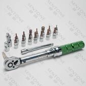 手工具组合18件套可调扭力预STG业置式 扭力扳装 工力矩套筒扳 包邮