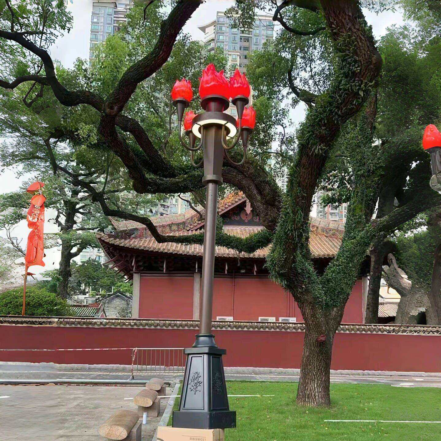 厂家直销LED玉兰灯杆8到12米景观路灯 防水户外路灯具 道路照明灯图片
