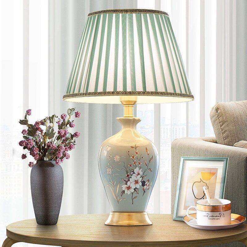 智能美式复古轻奢山茶花陶瓷台灯卧室床头房间调光高级感温馨灯具