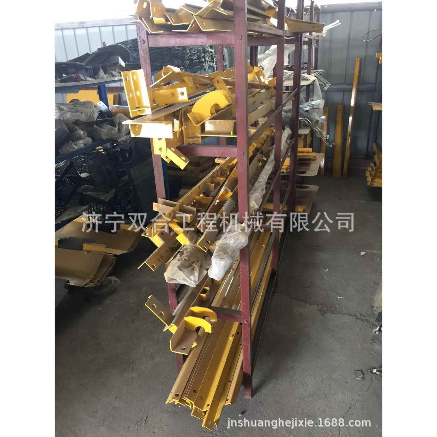PC200 240-8侧门 边门机架 横梁 支架 挖掘机全系侧门横梁