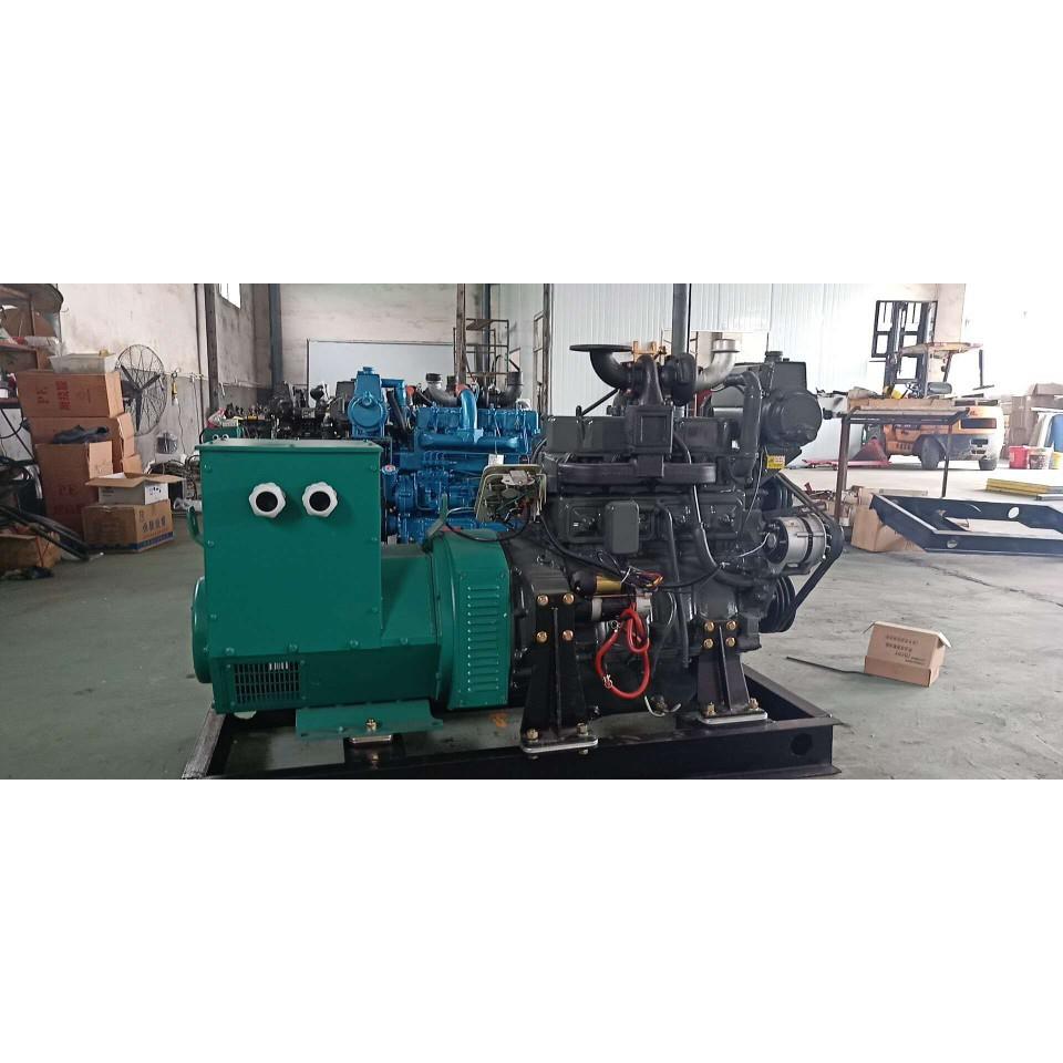 工马厂直供潍坊柴船机用发电5kw112360力水冷柴油发0动机稳压