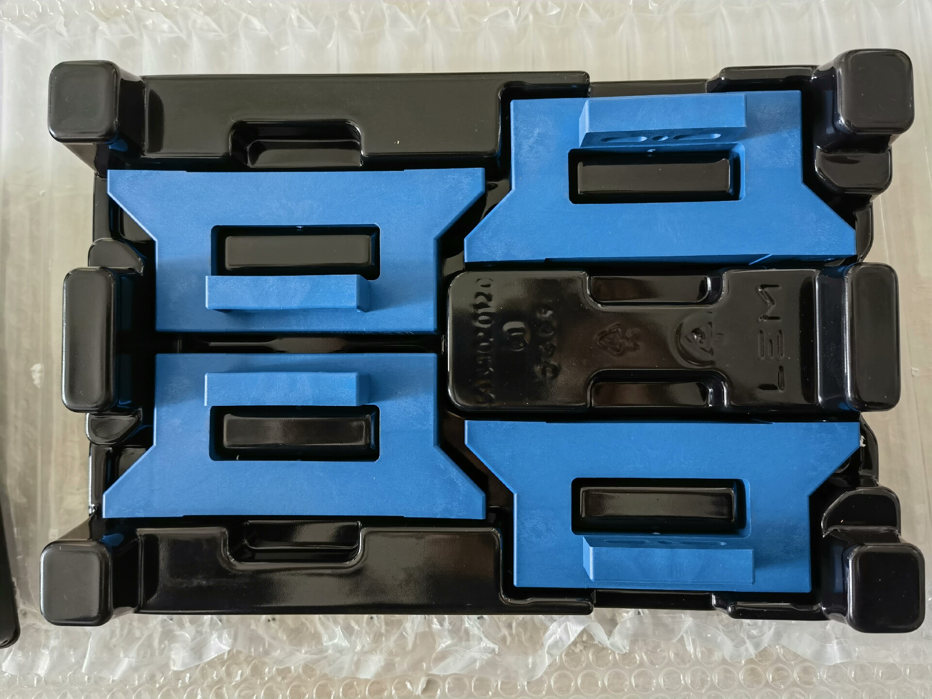 进口全新霍尔HAX1000-S电流传感器，要的私聊