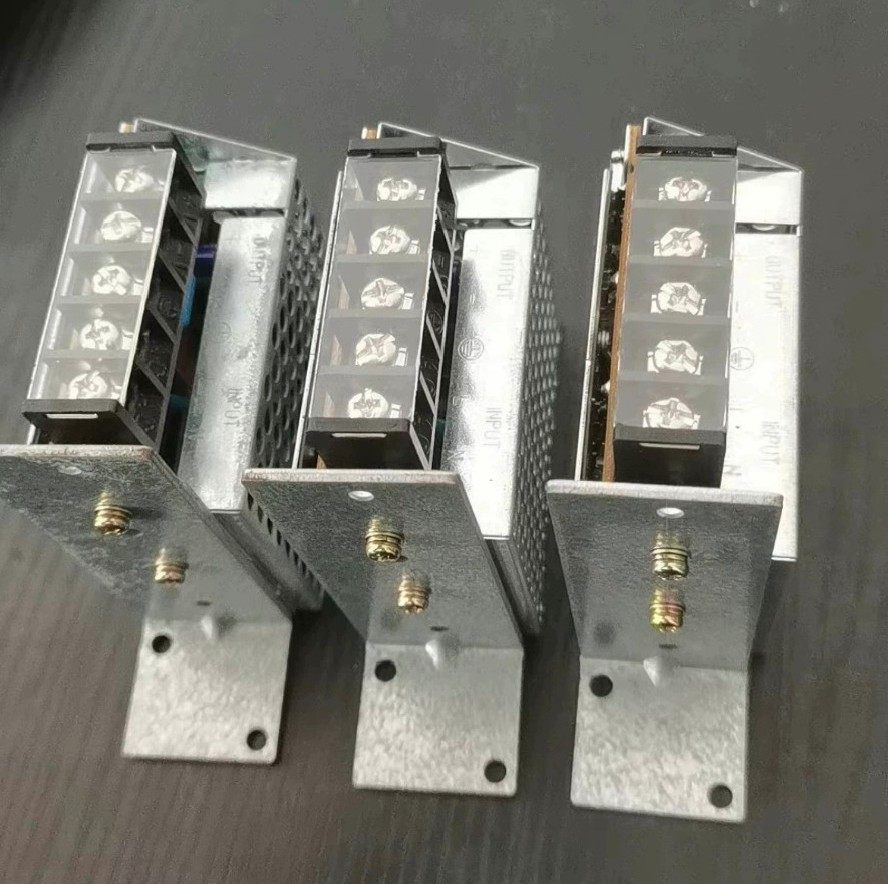 日本和泉IDEC PS3N-A24A2 24V