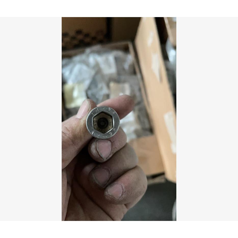 KOA346锈钢DIN912内六角不圆柱头带导向孔螺钉M012*20