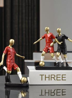 新家装饰品摆件高级感客厅北欧迷你创意足球运动员树脂小家居电视