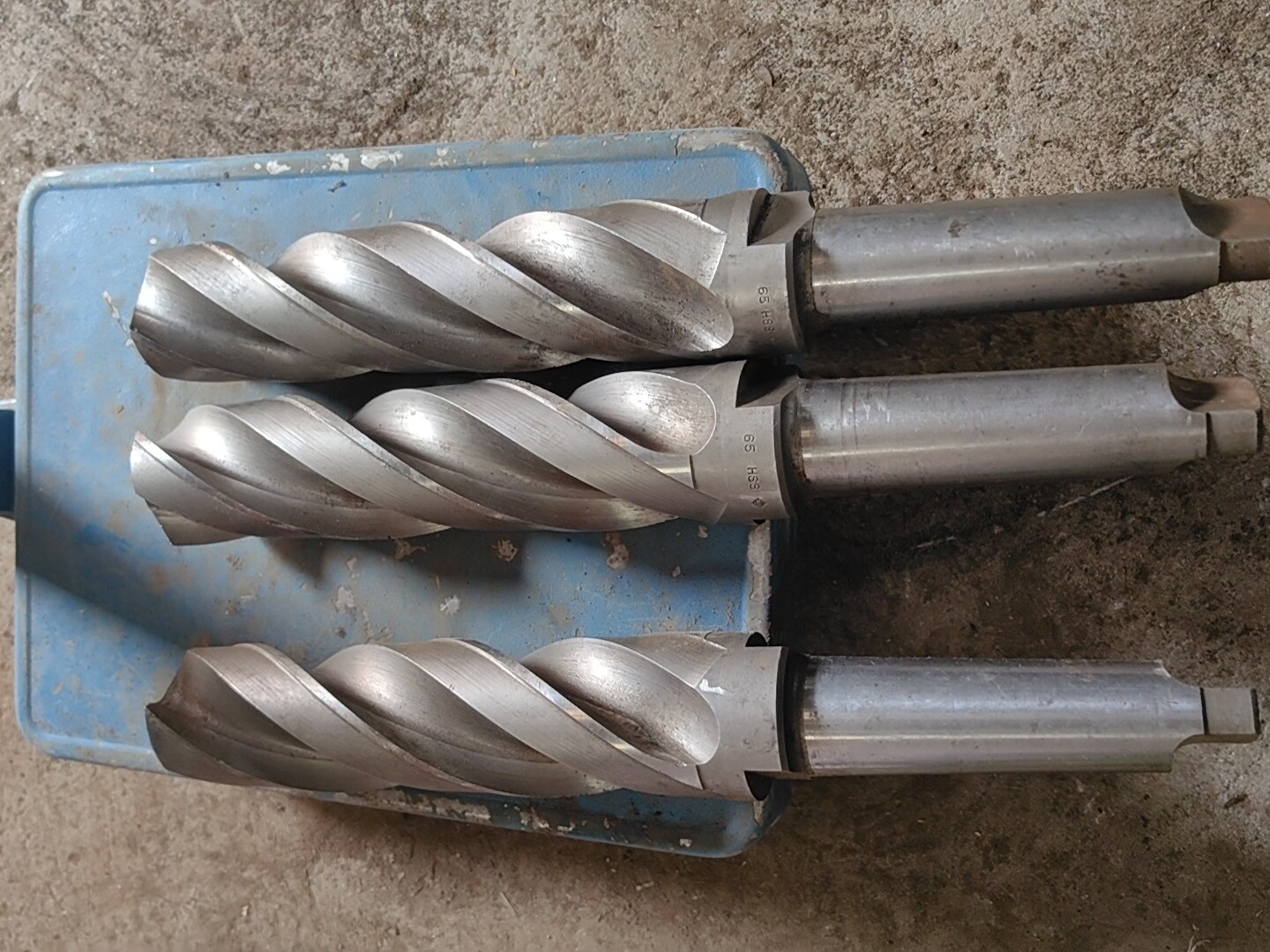 进口高速钢扩孔钻，型号65，尺寸如图，模式5号柄，标价包邮是