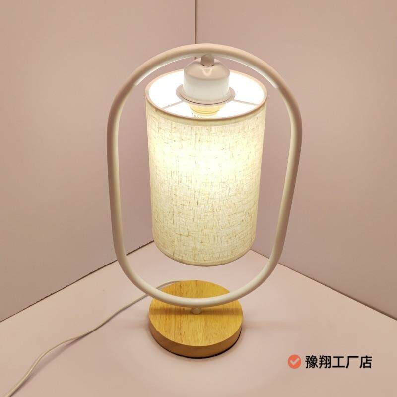 北欧台灯卧室床头简约个性创意新中式复古布艺温馨实木调光小夜灯