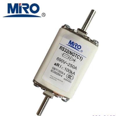 茗熔方管刀形触头快速熔断器 RS32 32A~250A NGTC1 3NE12