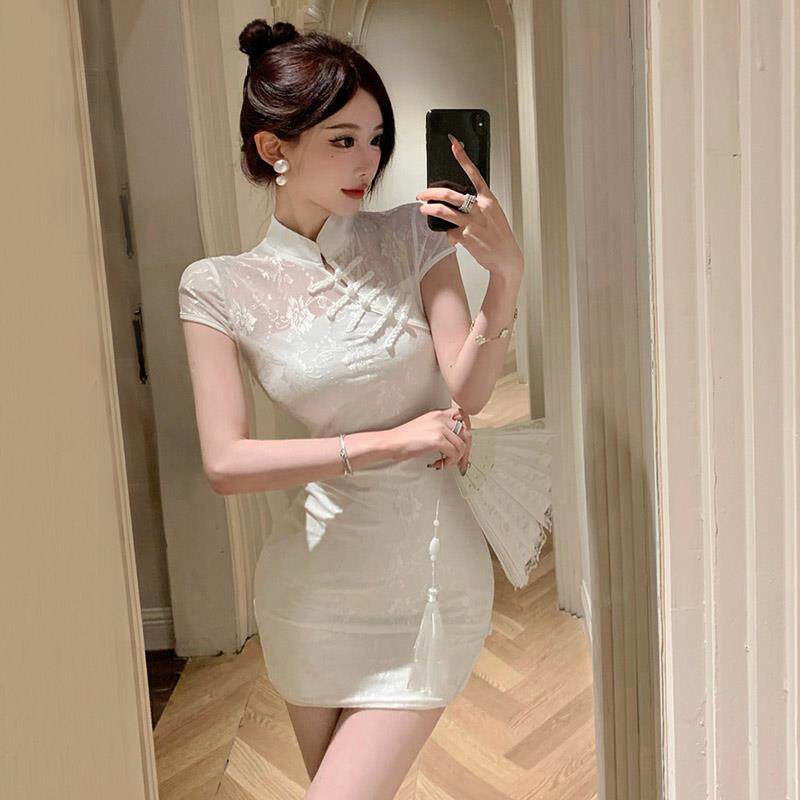 直播女主播衣服上镜高级年轻款短袖性感白色蕾丝改良版旗袍洋装