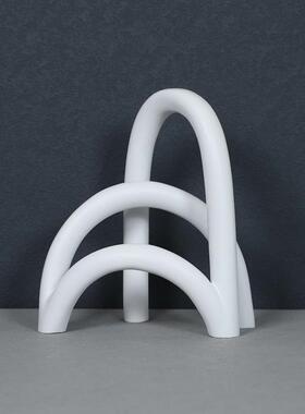 拱形简约现代轻奢创意树脂摆件样板房售楼处软装家居饰品抽象装饰