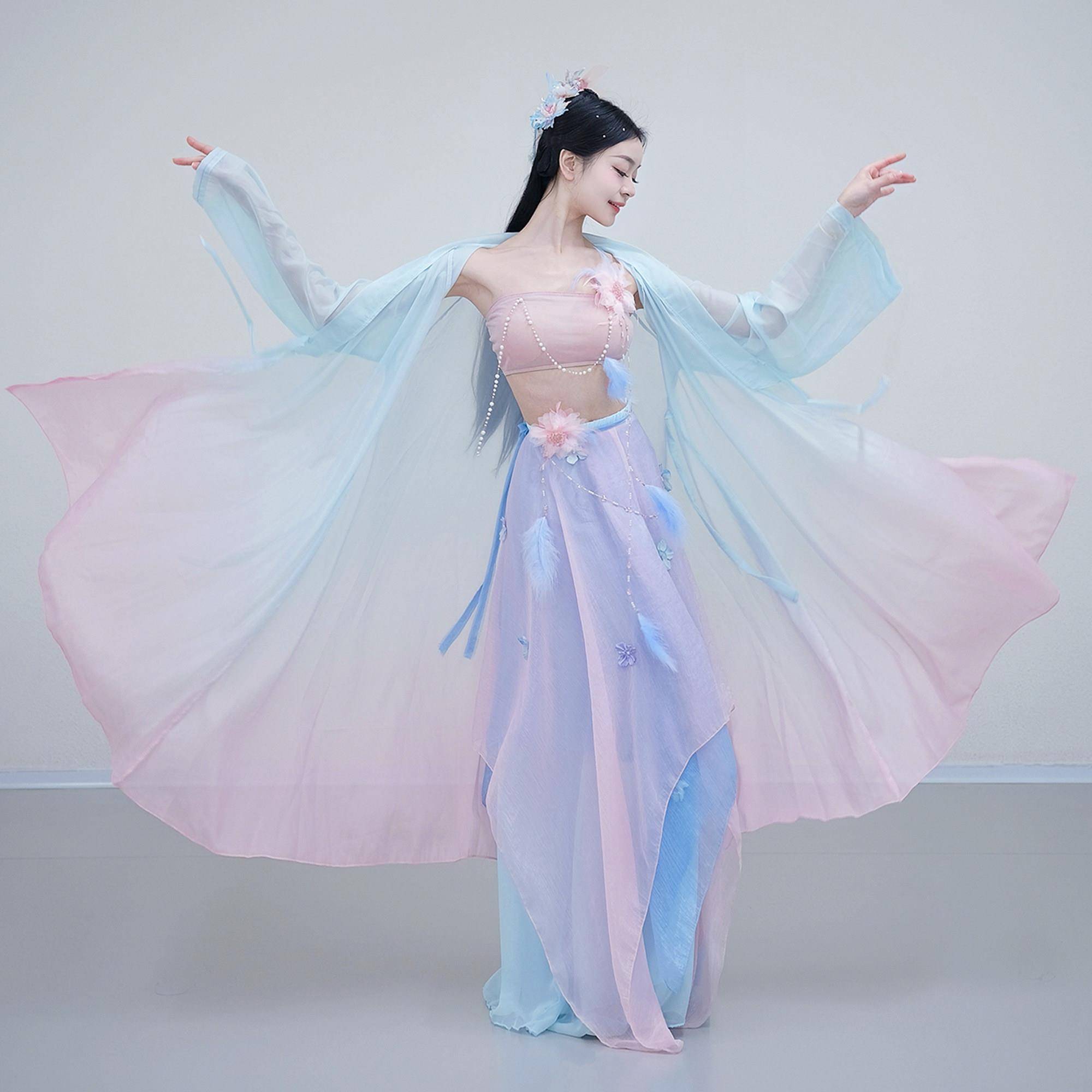 自在舞匣古典舞古风爵士女飘逸仙气渐变大摆纱衣演出服表演练功服
