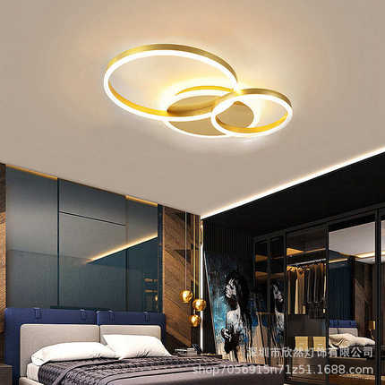 房间灯卧室灯现代简约北欧创意智能LED吸顶家用中山灯具2024新款