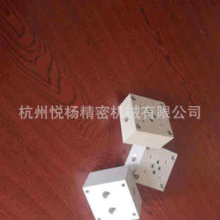 cnc 加工精密非标五金机械加工件cnc机械 加工定制中心铝合金零件