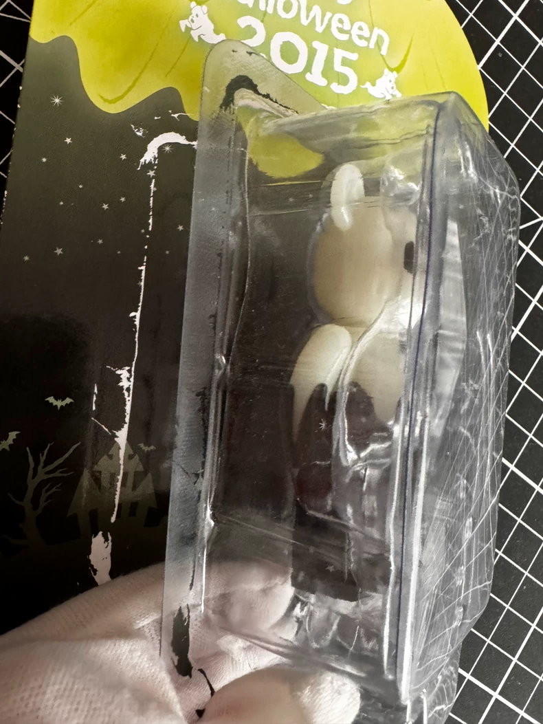Medicom BE@RBRICK 2015 Halloween 100% Bearbrick Ghost Limited Edition 2
