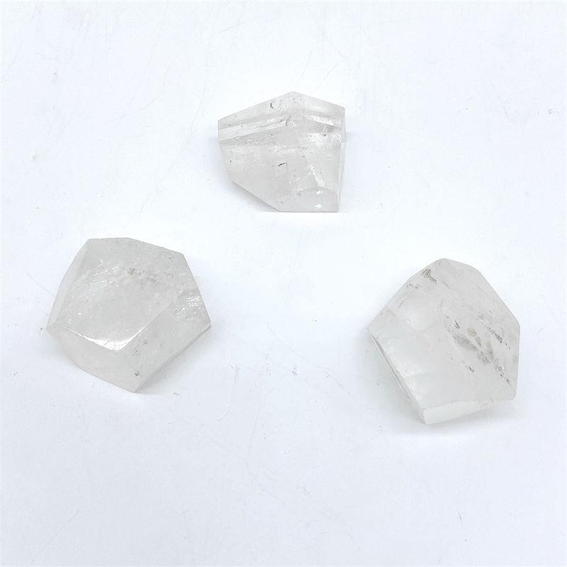 厂家供应白水晶随形原石 天然白晶原石随形刻面抛光