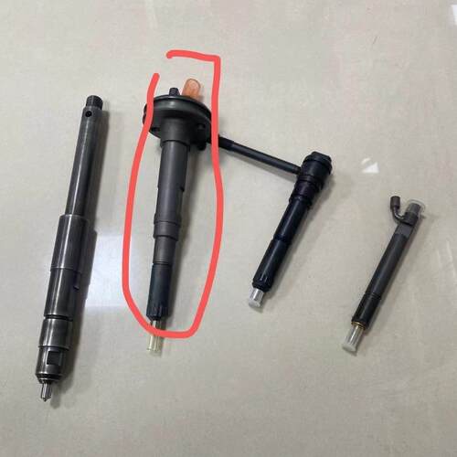 PC400-6WA450-3WA470-3PW400-6发动机6D125-2-7喷油器