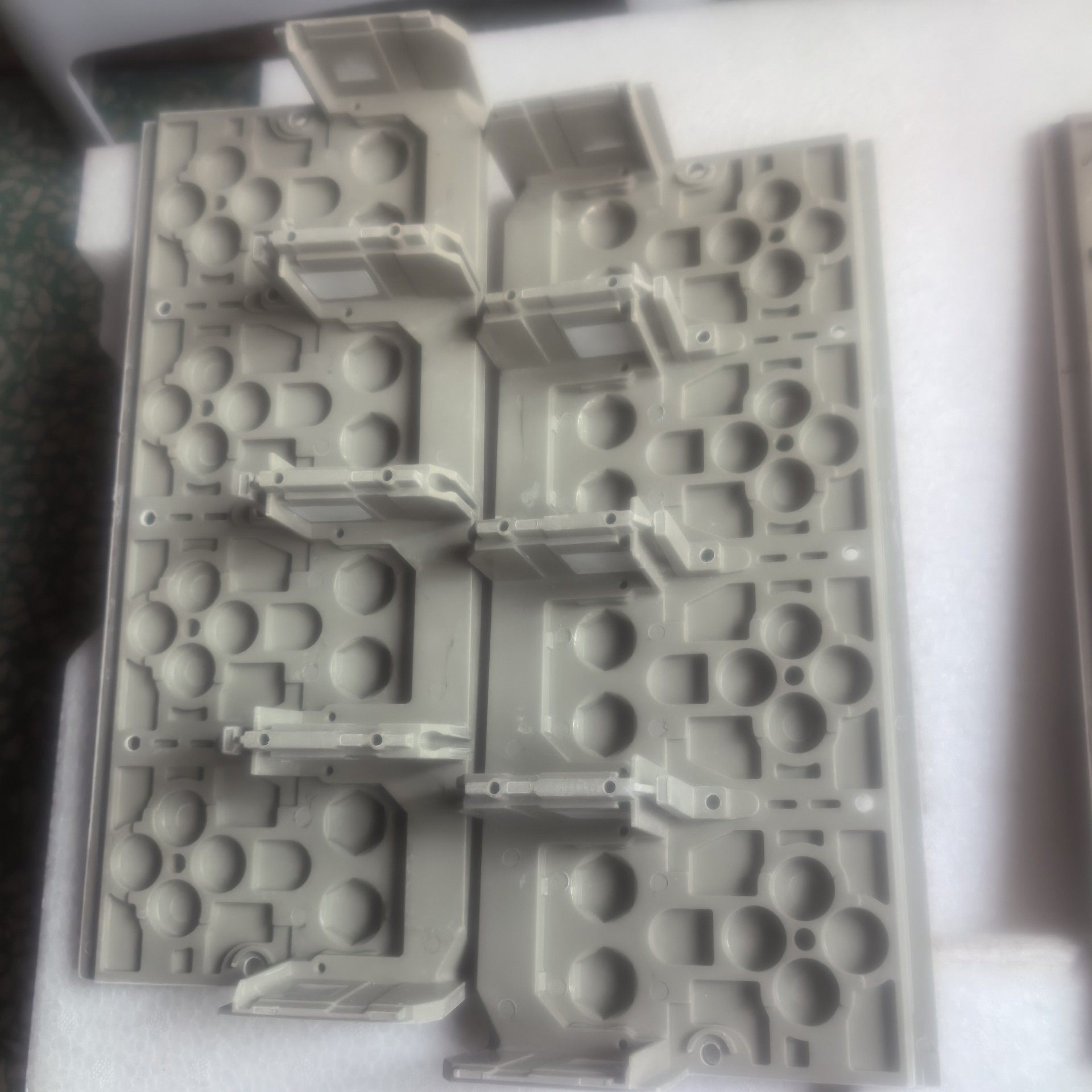 施耐德塑壳断路器NS630-1600A，3P 4P 两边底座