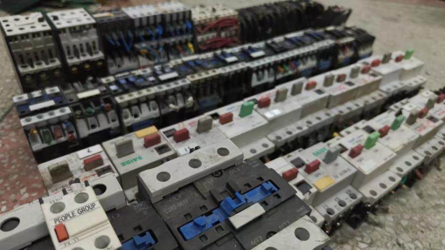 4月14日北京【京械5082】单位淘汰报废处置接触器一批共42个（具体以实物为准，非专业人士谨慎竞拍）网络拍卖公告