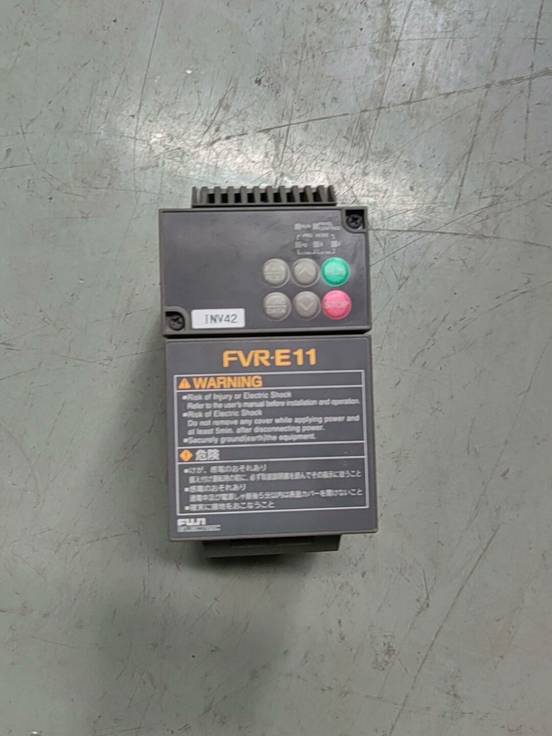 富士变频器FVR0.1E11S-2 原装拆机功能正常220V