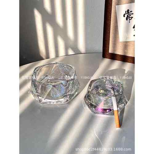 直销新款ins风几何玻璃烟灰缸家用客厅轻奢时尚烟缸创意个性水晶