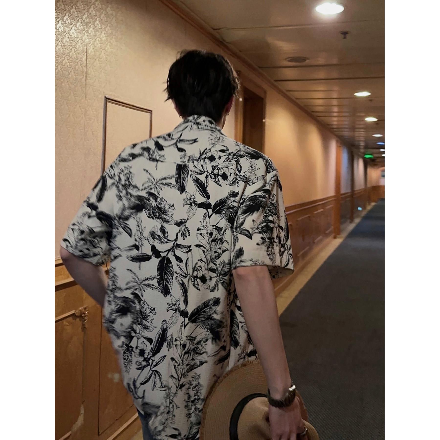 Lookiva 碎花印花美式港风沙滩海边度痞帅衬衣夏季男生短袖衬衫