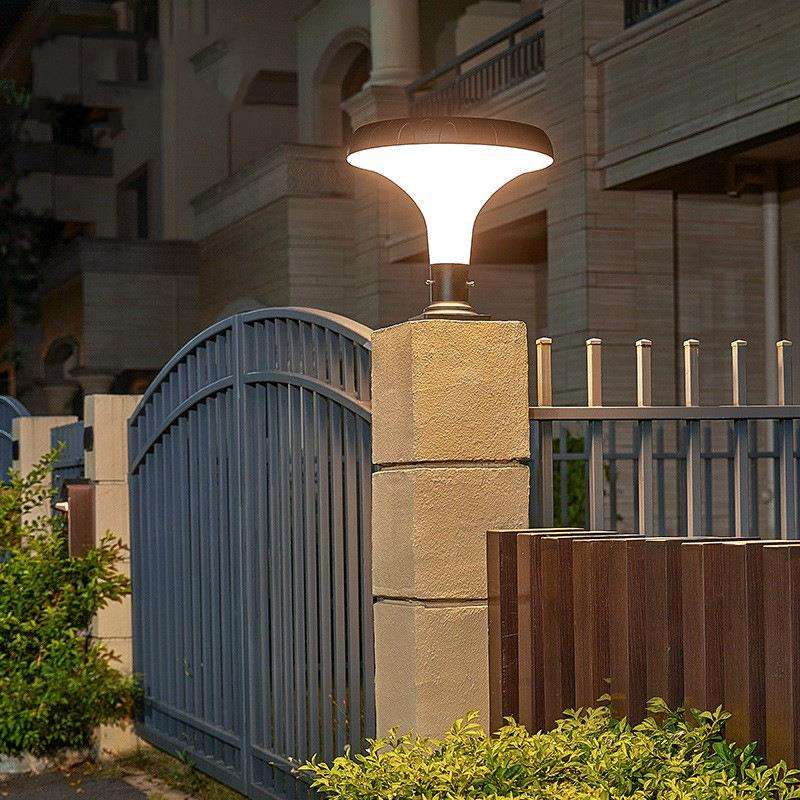 太阳能柱头灯户外别墅大门口柱子灯院子围墙门柱灯超亮景观庭院灯