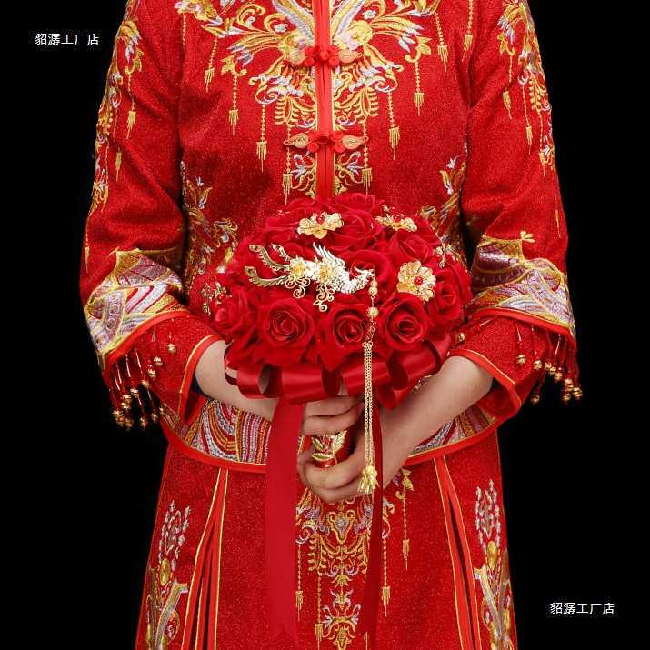 中式婚礼新娘结婚手捧花布艺玫瑰假花球婚纱摄影道具婚庆用品