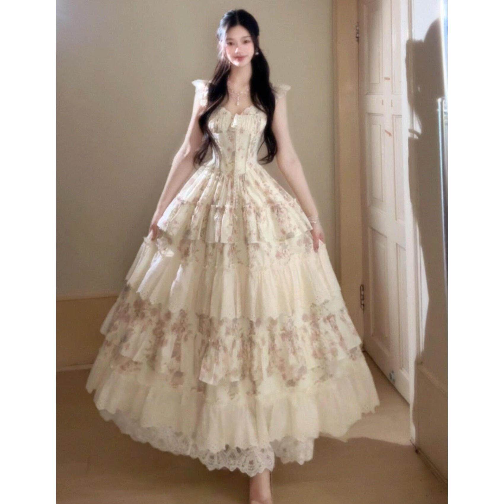 小飞袖碎花连衣裙女初夏独特漂亮绝美巨好看生日公主裙蛋糕长裙子