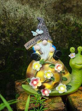 跨境新品蜗牛精灵与甘道夫树脂摆件太阳能庭院花园装饰儿童节礼品