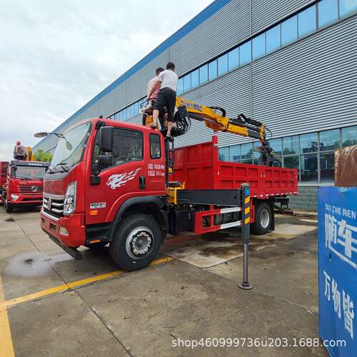 抓木机山区小钢炮抓木机抓竹机四驱抓木机山区作业工程设备起重机