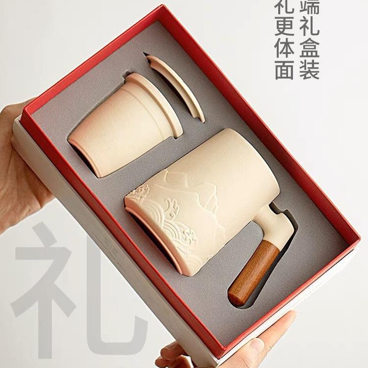 新款直销陶瓷马克杯茶水分离带盖杯子节日伴手礼品水杯办公室白瓷