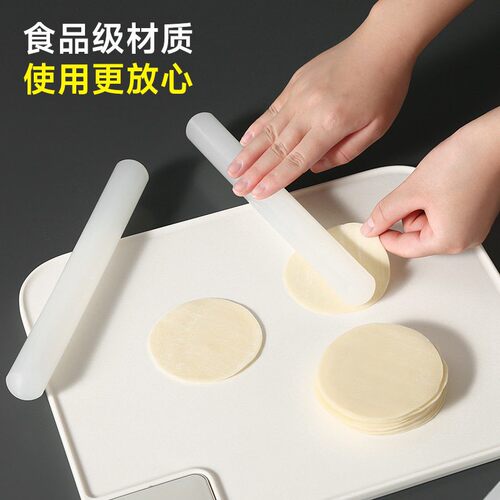 Multiple sizes of plastic rolling pins, non-stick surface fo