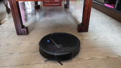 入手对比扫地机器人科沃斯和石头T61优缺点是？配置参数区别是？哪款好用些？