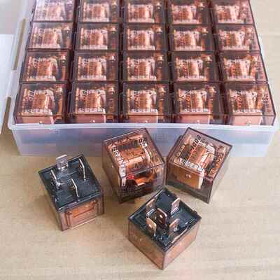 防水汽车继电器12V24vdc全铜线大功率4脚5脚100A双接触点带灯继电