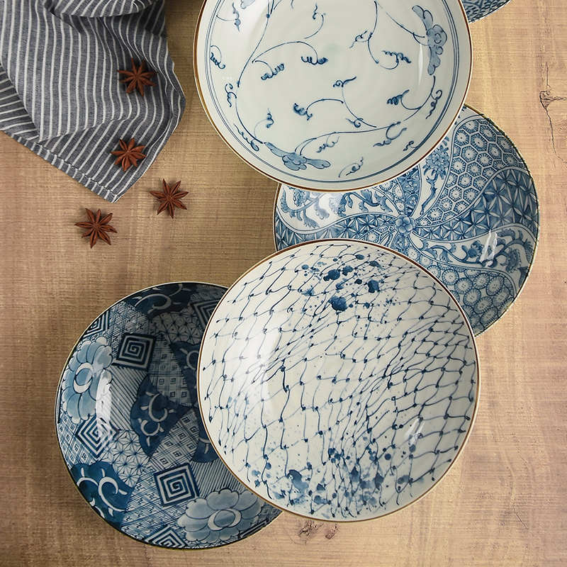 日本进口陶瓷餐具日式和风家用菜盘子圆形汤盘礼盒套装