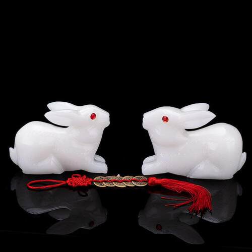天然白玉兔饰品玉兔吉祥生肖兔吉祥家居入口客厅创意礼品