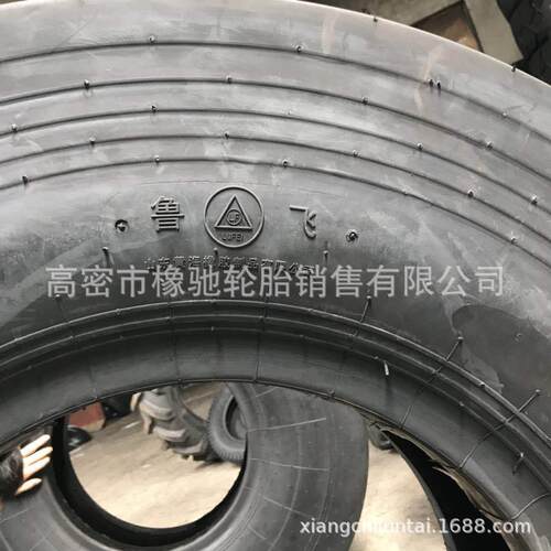 胶轮压路机光面轮胎750-16 95/65-15 10.5/80-16 13/80-20光面胎