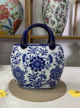陶瓷花瓶手提包青花瓷插干花客厅台面电视柜摆件家居装饰品新中式