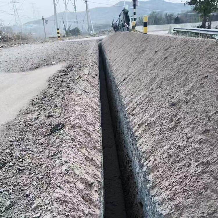 开槽设备埋管道开沟机合金水泥刀头大圆盘式挖沟机