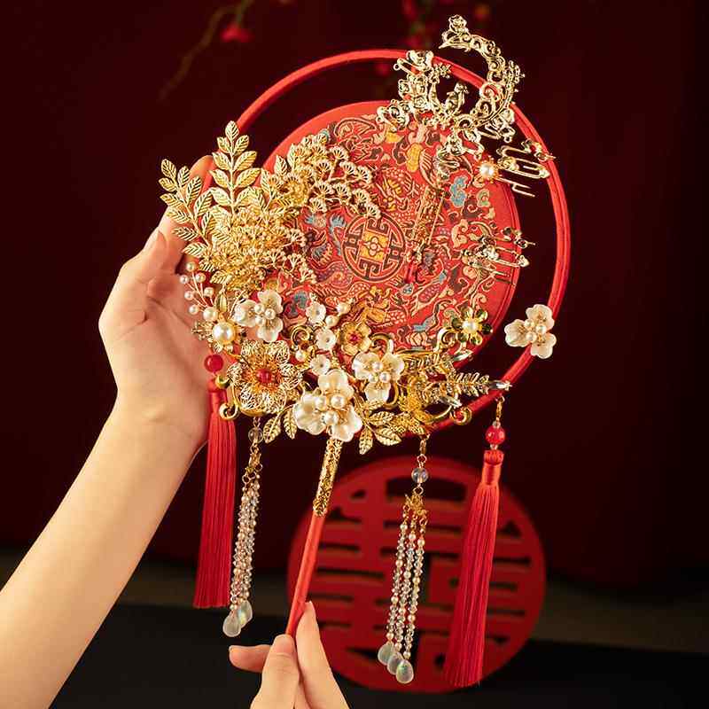 如锦添花中式婚礼出嫁手捧花古风秀禾服新娘结婚秀禾遮面团扇成品
