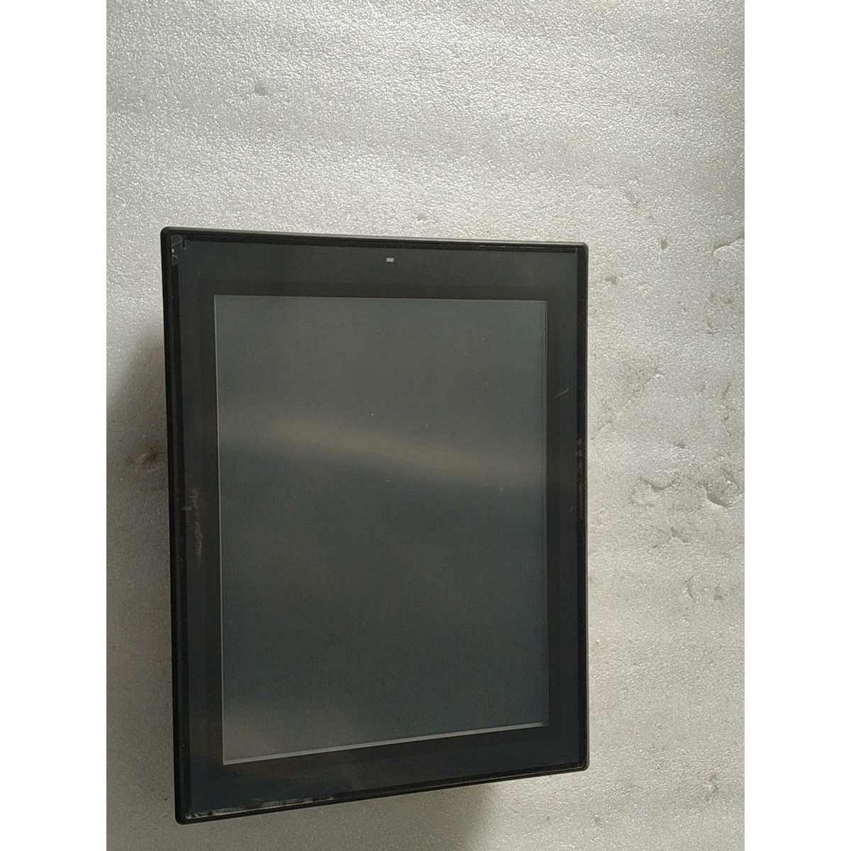 基恩士液晶显示触摸屏VT3-S12