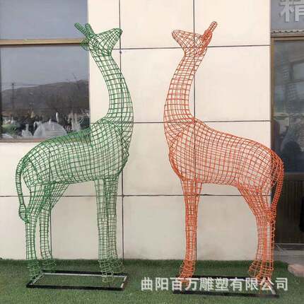 镂空编织长颈鹿雕塑摆件 园林景观雕塑品 铁丝编织动物摆件