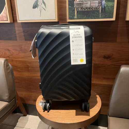 高档质感！出口日机登拉杆箱24万向轮28寸密码行李旅行箱本棒纯pc