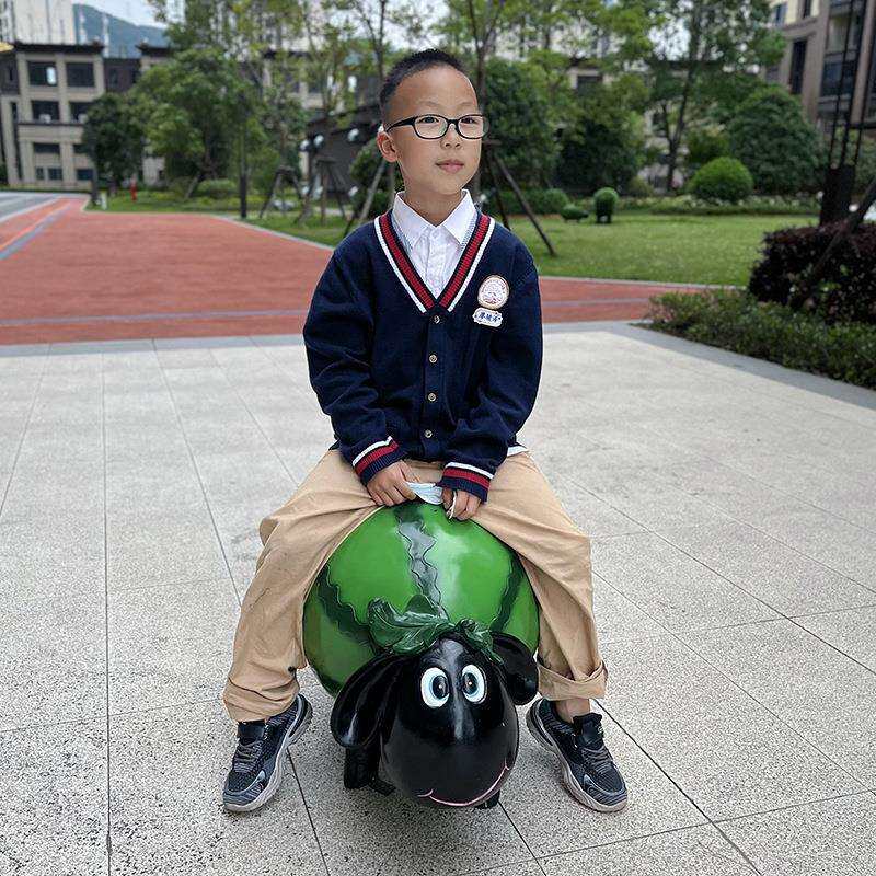 创意水果羊玻璃钢座椅户外公园幼儿园商场公共休闲坐凳装饰摆件