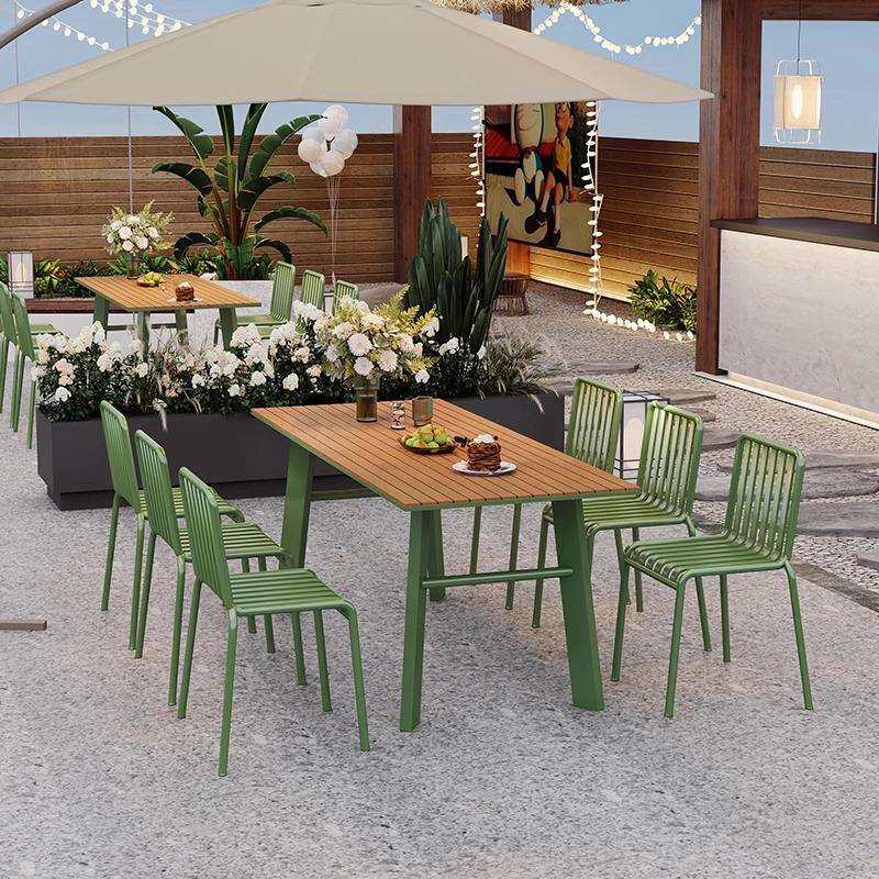 室外餐桌椅组合奶茶店户外网红咖啡厅塑木防水防晒铁艺露天洽谈桌