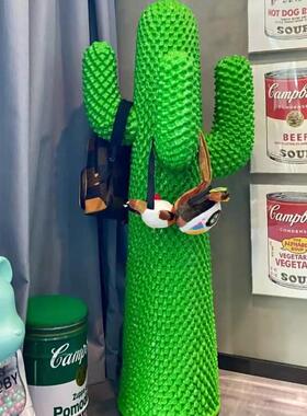 网红gufram仙人掌衣架落地大摆件玻璃钢雕塑商场店铺家居客厅装饰