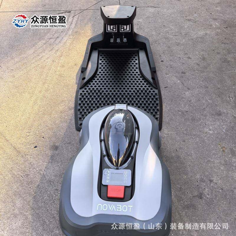 全自动迷你割草机电动GPS小型草坪机出口欧美高尔夫球场剪草机