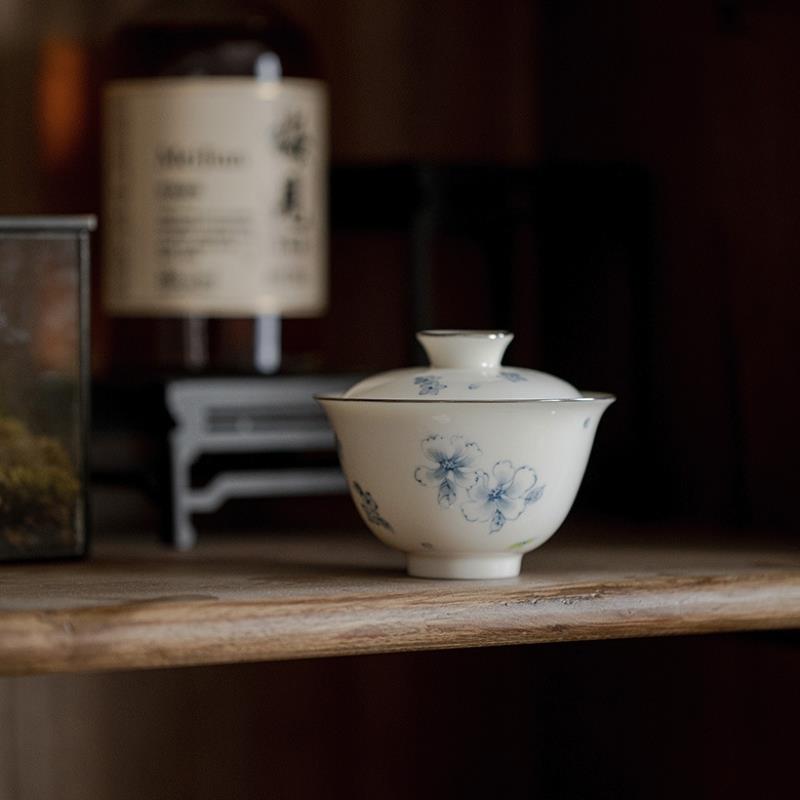 手工玉瓷盖碗青花手绘釉下彩描白金边功夫茶具泡茶蝶恋花福灵茶碗