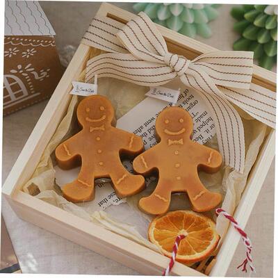 1PC Gingerbread Man Christmas Scented Candle Aromatherapy
