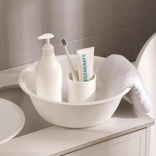 Large Japanese-style plastic face washing basin, durable and